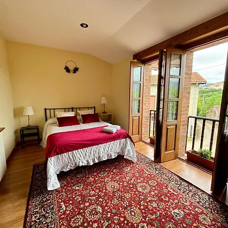 La Casa Grande De Cabrales I بيت للعطل