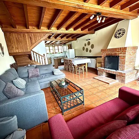 La Casa Grande De Cabrales I بيت للعطل